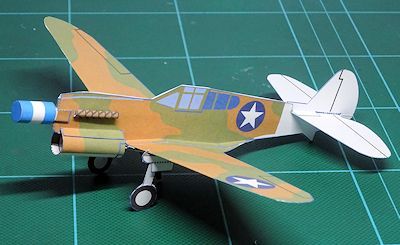 P40E_USAAF_white_left_front2