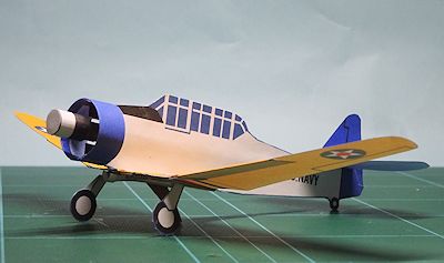 T6texan_USNAVY_left_front1