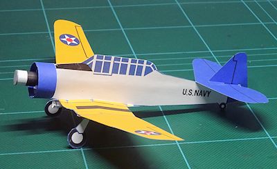 T6texan_USNAVY_left_front2