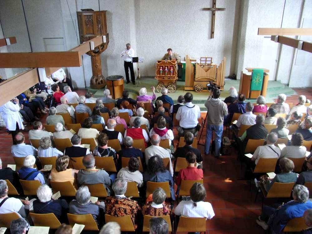 20080614-172849_tz-1000.jpg (100323 バイト)