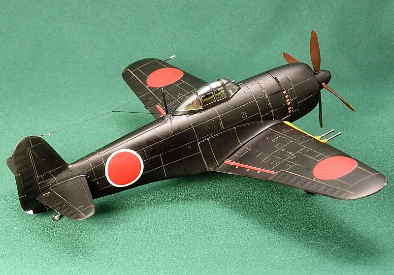 アオシマ 1/72 紫電改のタカ